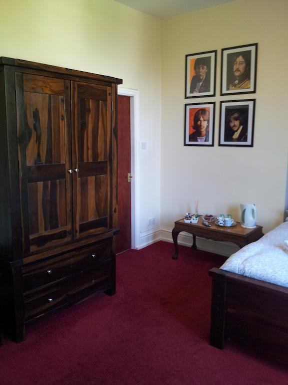 Stanley Park Hotel Liverpool Room photo